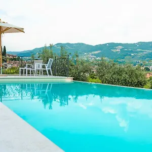 Hotel Moron, Negrar